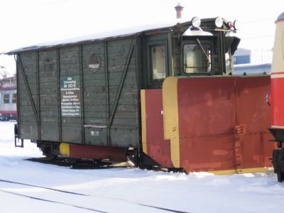 St.Pölten Alpenbahnhof
Betriebsbereiter Schneepflug der Mariazellerbahn
