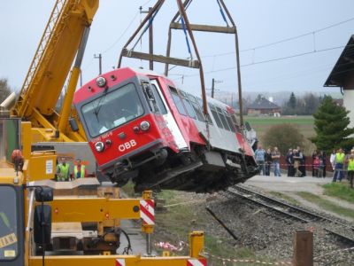 Unfall Lkw gegen Zug 03.03.2007 Weinburg
