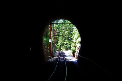 Blick aus dem Kienbachtunnel
Blick aus dem Kienbachtunnel Richtung Süden
Schlüsselwörter: Kienbachtunnel