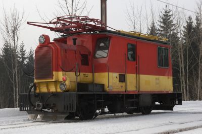 OB 12 im Bahnhof Gösing
Schlüsselwörter: ob , 12 , x , 532 , obw , turmwagen , oberleitung