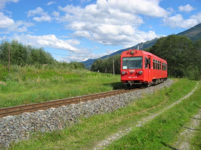 5090.001 bei Pirtendorf
5090.001 fährt bei Pirtendorf Richtung Mittersill.
Schlüsselwörter: 5090 , 001